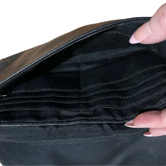 Coach Black Leather Wristlet with Detachable Strap - Picture 5 of 6